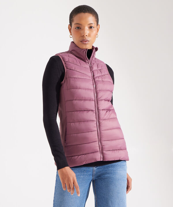 Chaleco Acolchado con Bolsillos en Rib image number null