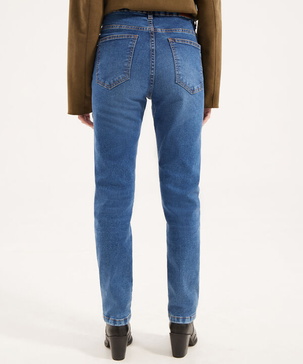 Jean Straight Tono Medio
