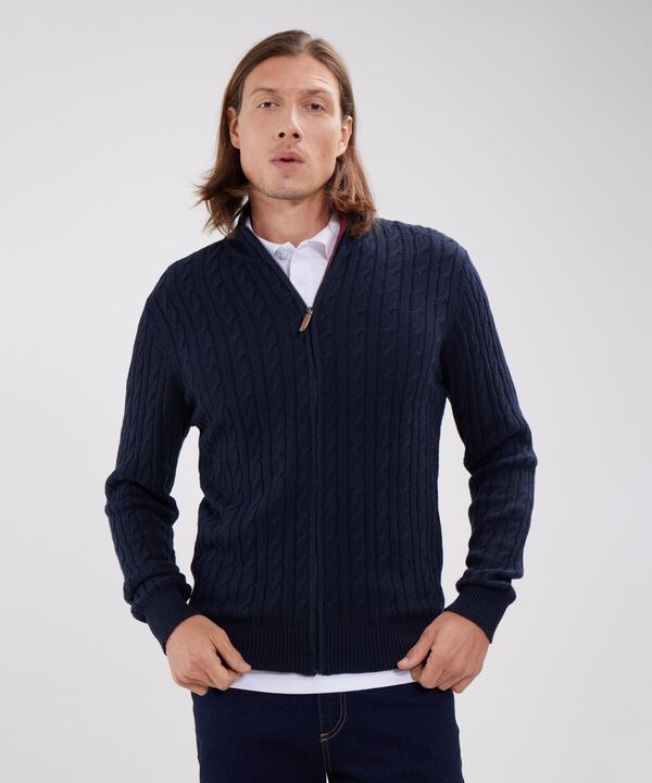 Saco Cuello Alto Con Cremallera