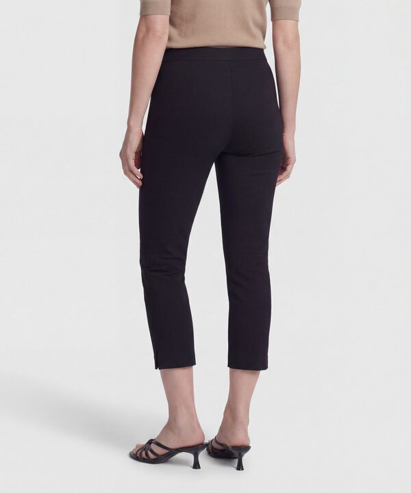 Pantalon Capri Unicolor 