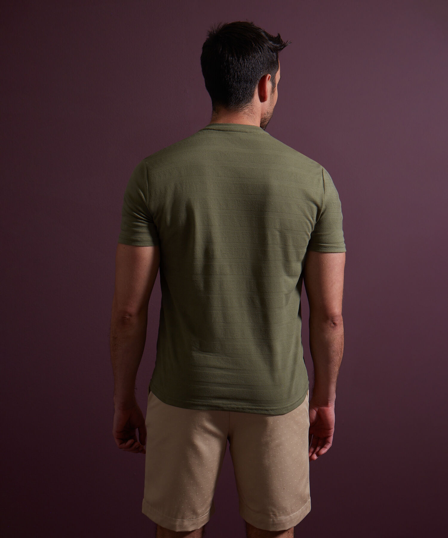 Camiseta Unicolor, Cuello Redondo Con  Bolsillo De Parche