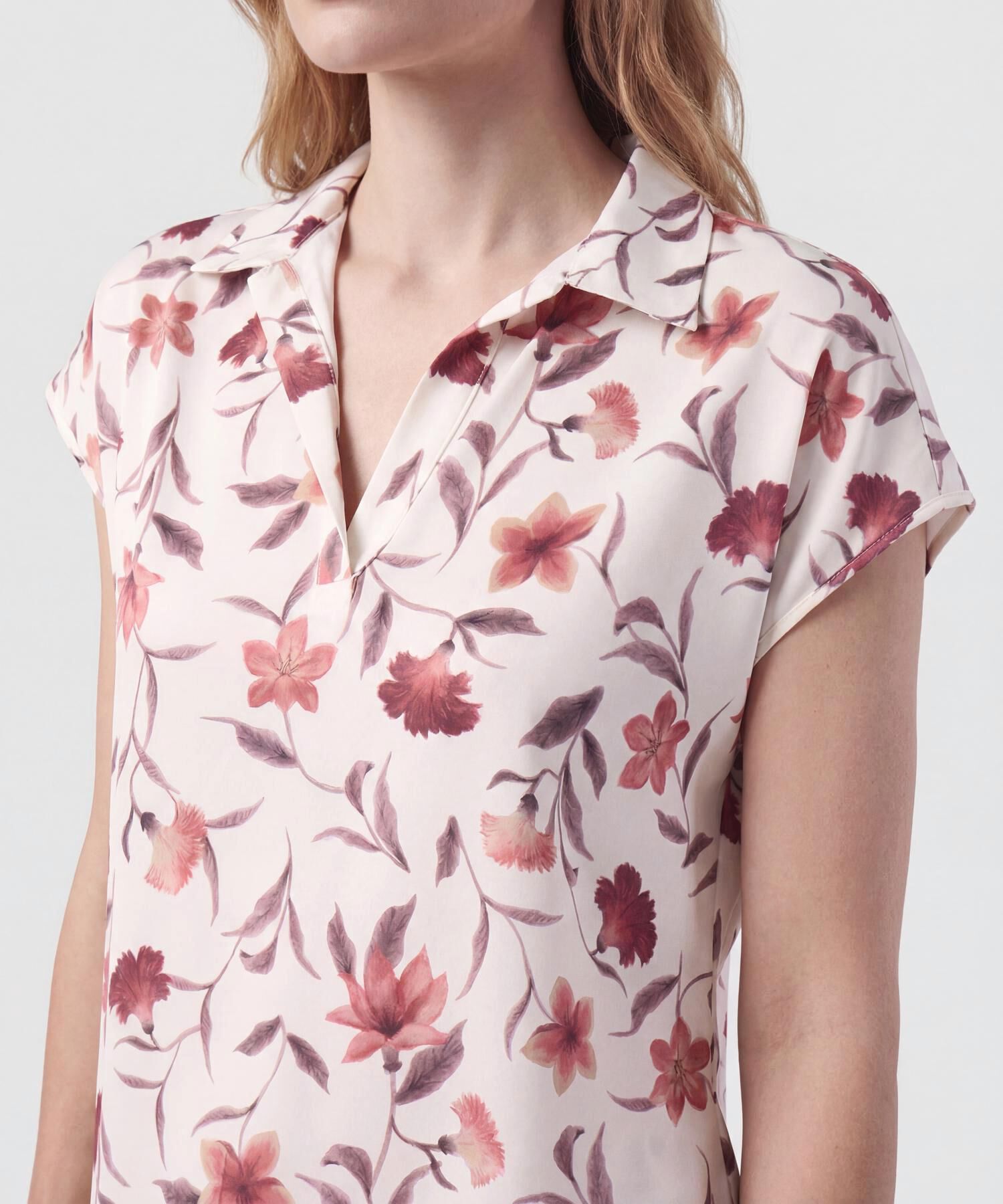 Blusa Casual Manga Corta Con Cuello V