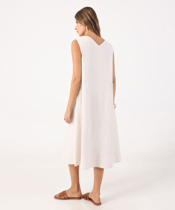 Vestido Midi Minimalista De Silueta Amplia