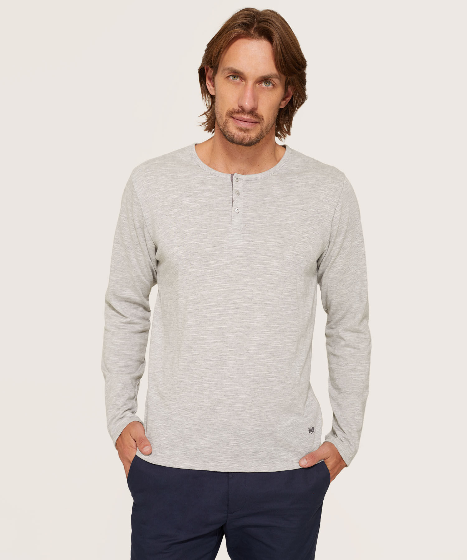 Camisetas cuello henley 2025