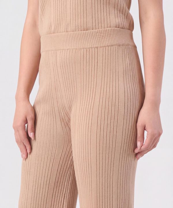 Pantal&oacute;n De Ca&iacute;da Fluida Mujer