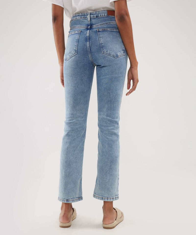 Jean Straight Tono Azul Claro