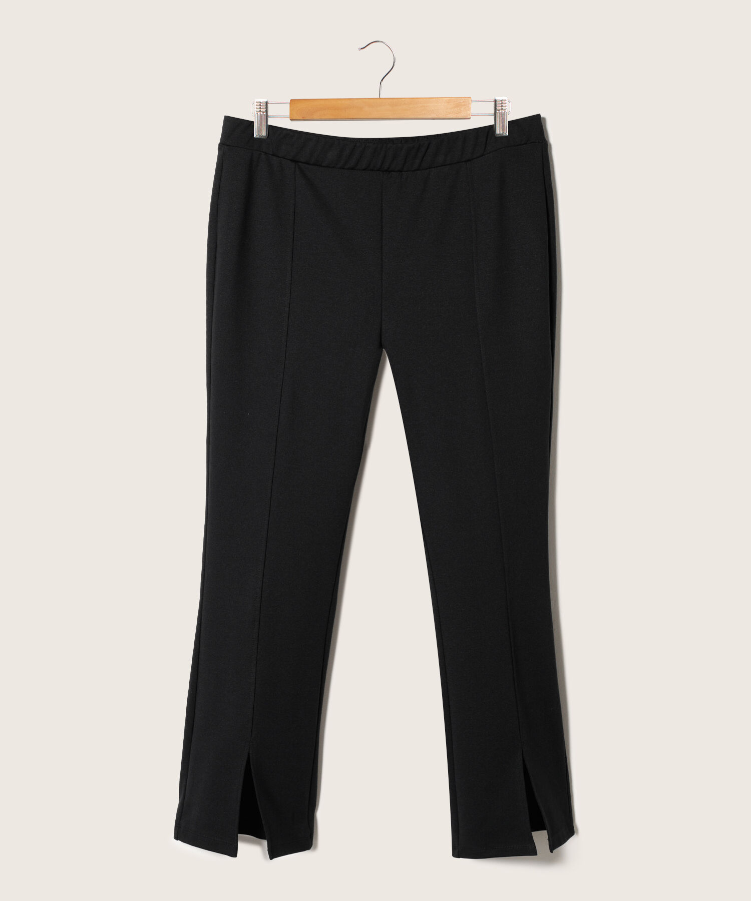 Leggings Unicolor Tipo Flare Con Abertura En Ruedo