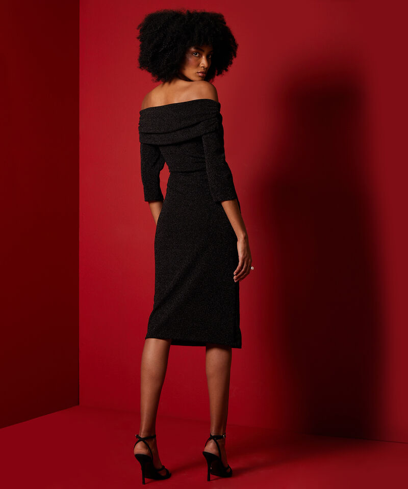 Vestido Unicolor Con Escote Bardot Cruzado Mujer