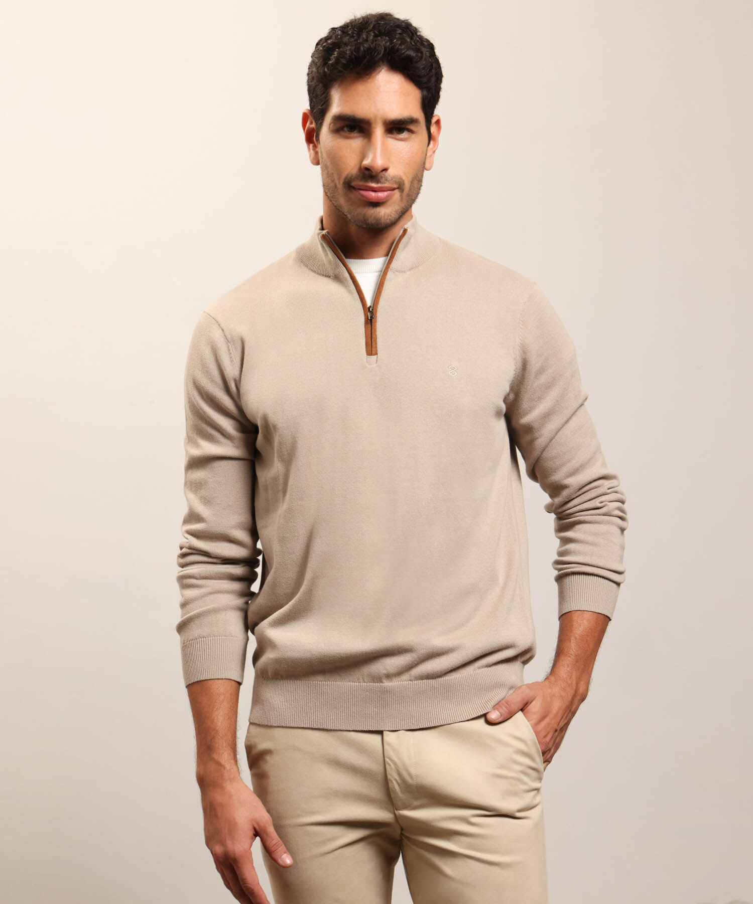 Buzo de Tejido Liso con Cuello Alto y Cremallera Para Hombre