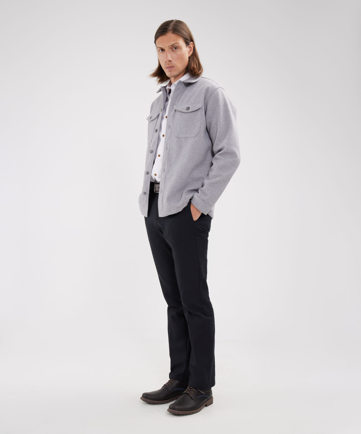 Camisa Con Bolsillos De Parche Tipo Sobrecamisa