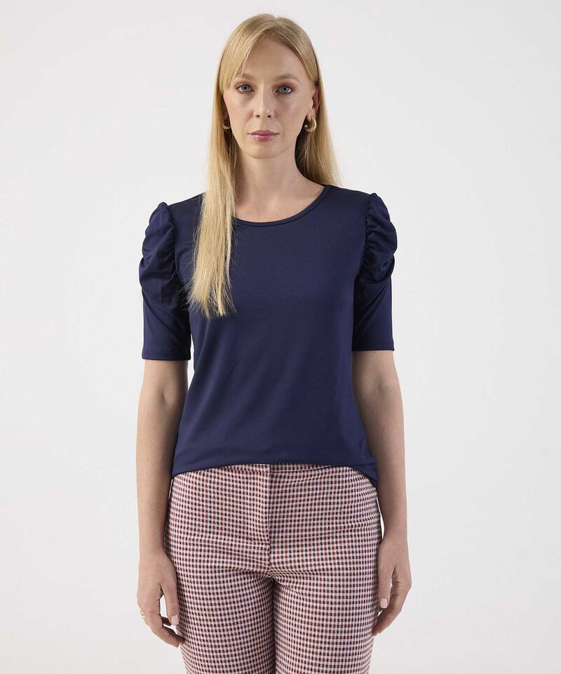 Blusa con Detalle en Mangas