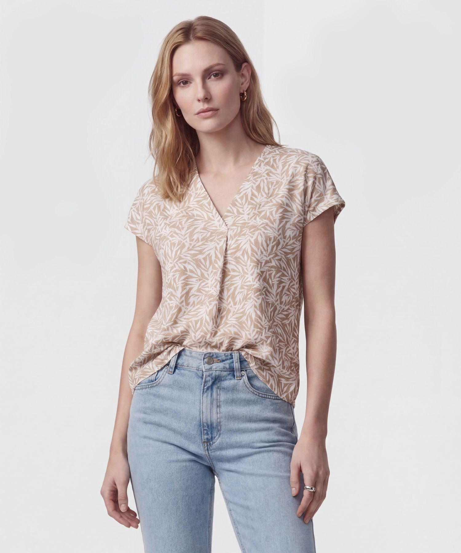 Camiseta Cuello En V Con Prense Para Mujer