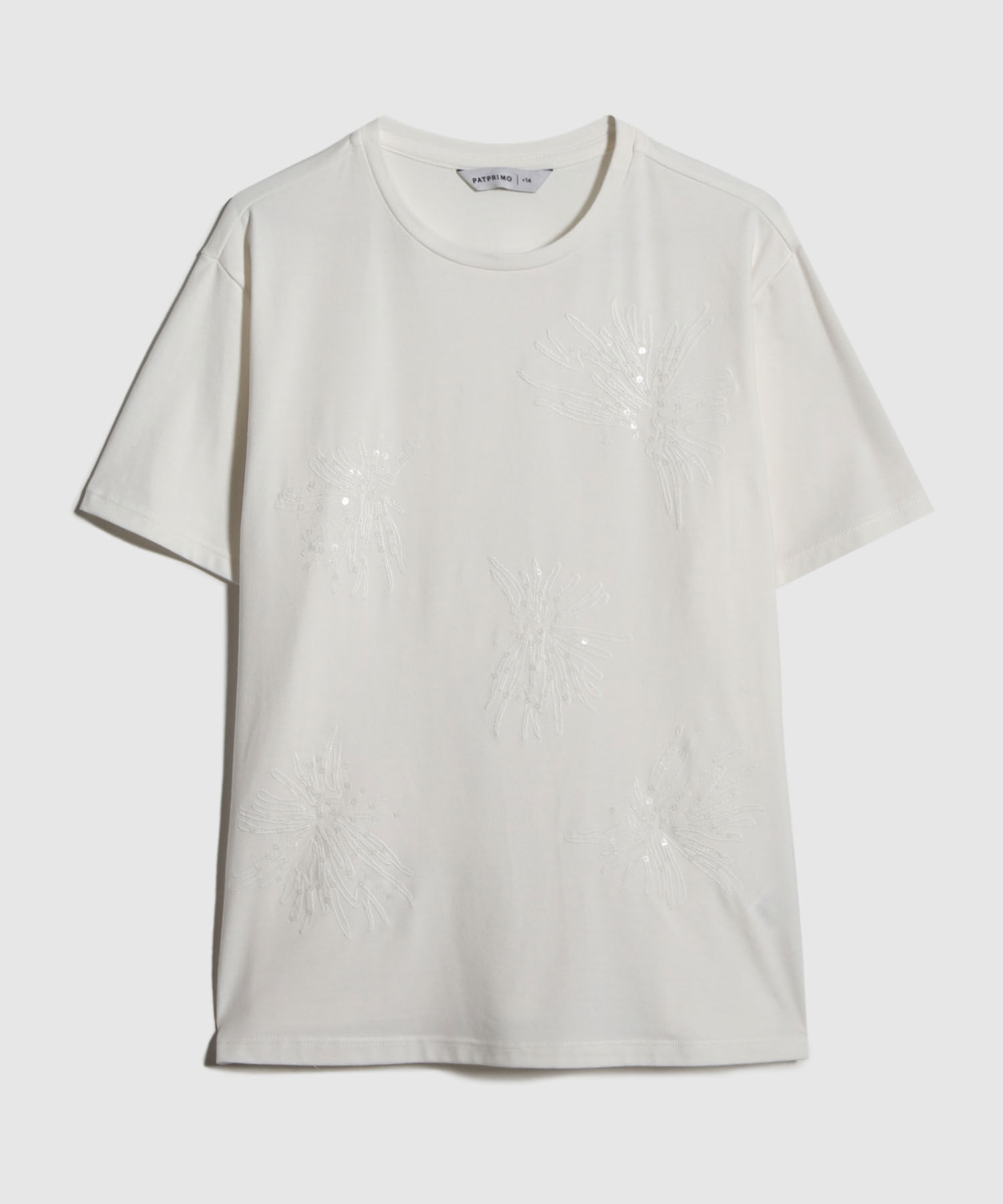 Camiseta Unicolor Con Bordado A Tono