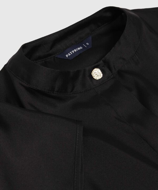 Blusa Unicolor Con Detalle  image number null