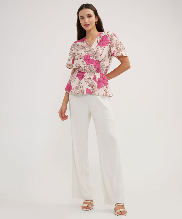 Blusa Estampada, Con Multiagujas En Escote image number null
