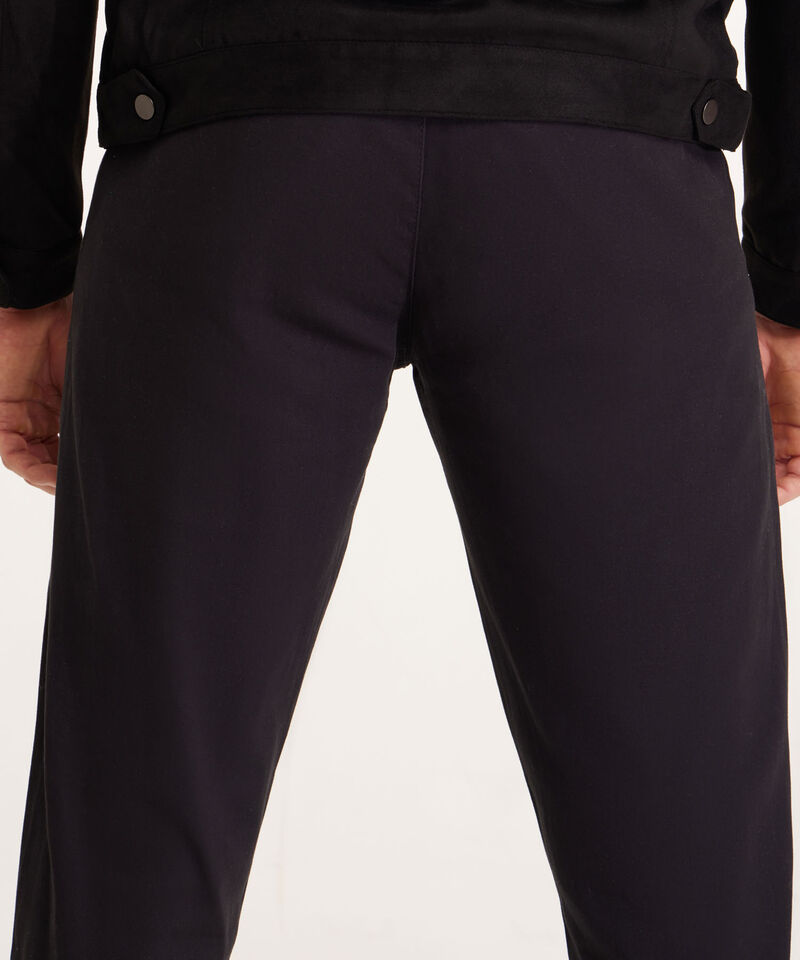 Pantalón Chino Slim Fit Unicolor