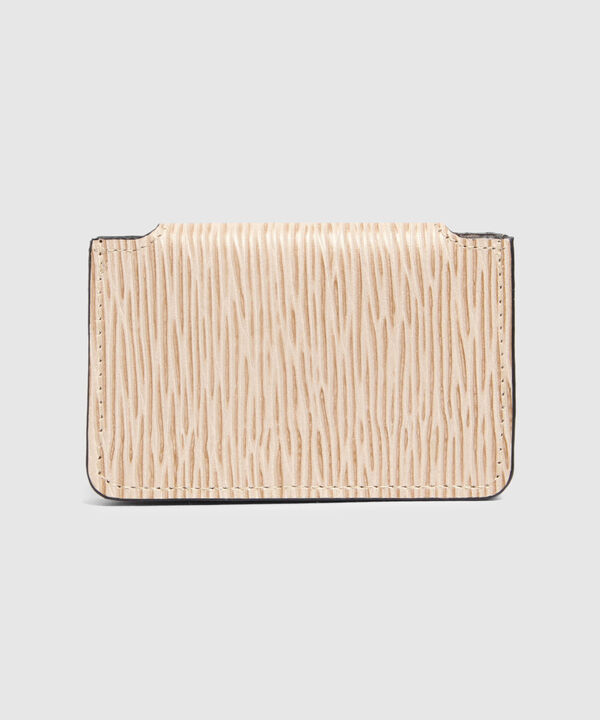 Tarjetero De Mujer Con Textura Y Solapa Tipo Sobre image number null