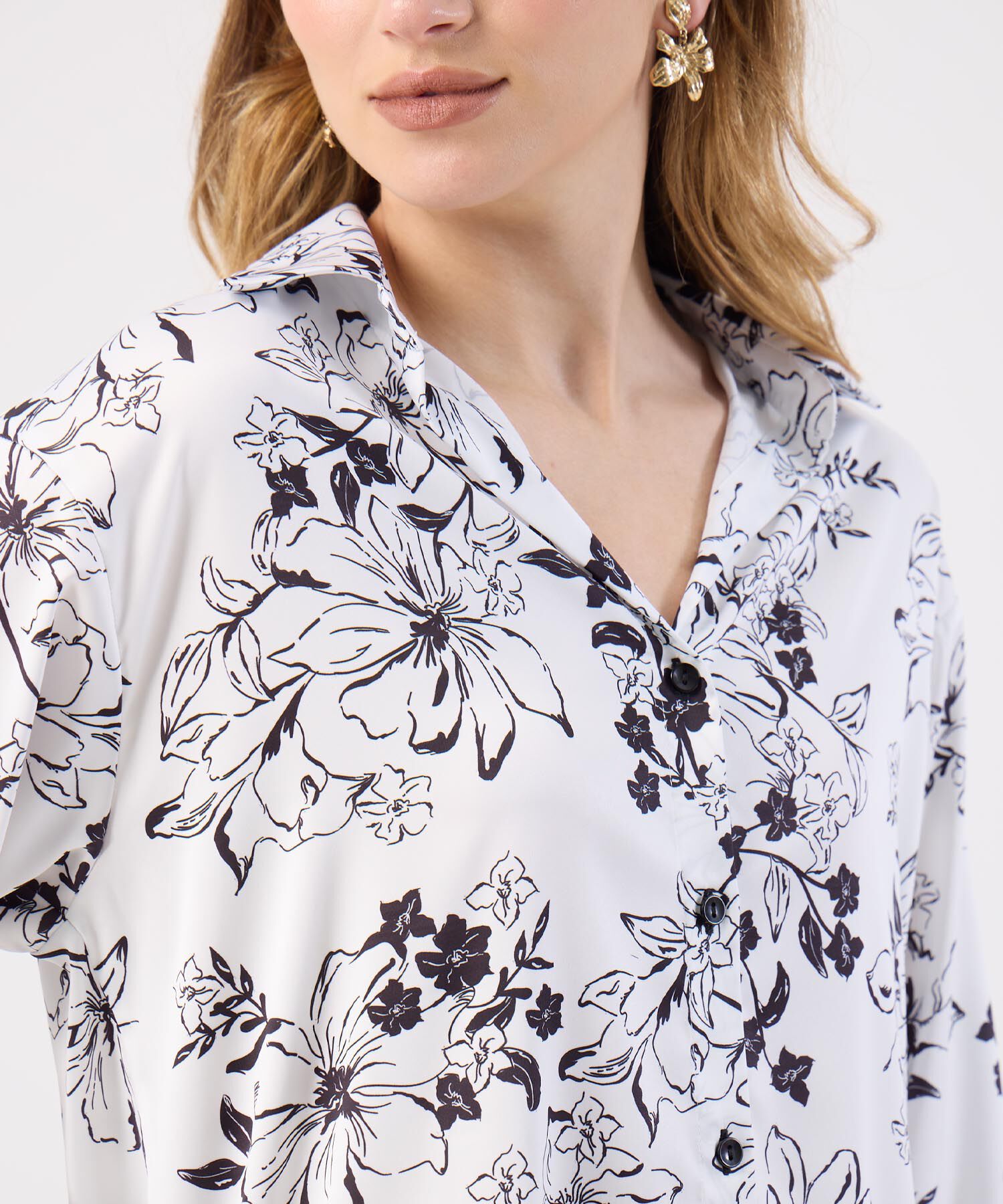Blusa Estampado Floral Bicolor Casual