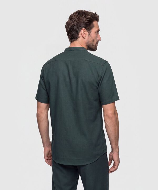 Camisa Cuello Neru Manga Corta Hombre