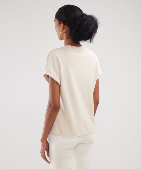 Camiseta Con Bordado