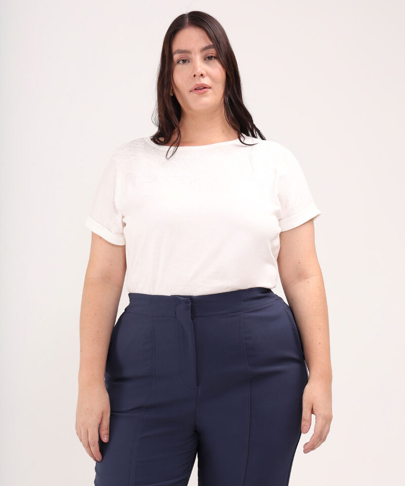 Camiseta Unicolor Con Bordado