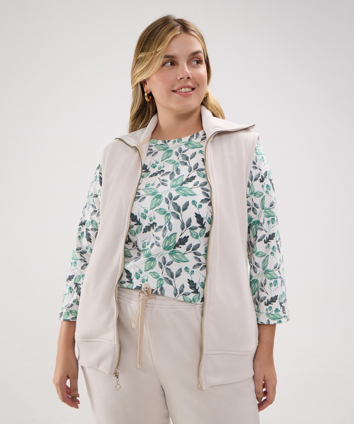 Conjunto Sudadera con Chaleco