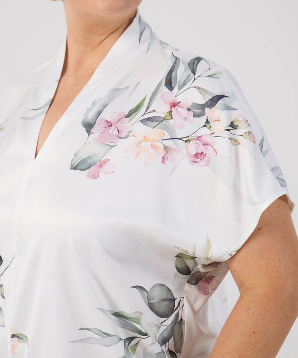 Blusa De Cuello Mao Con Escote En V Mujer Curvy