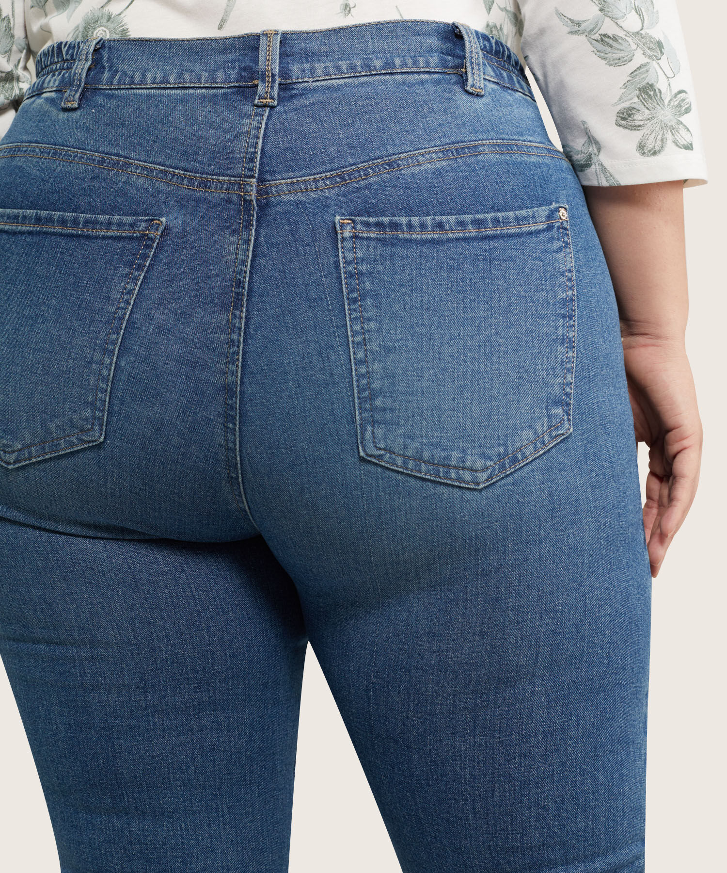 Jean Regular Tono Medio