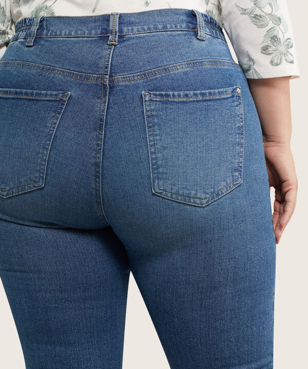 Jean Regular Tono Medio
