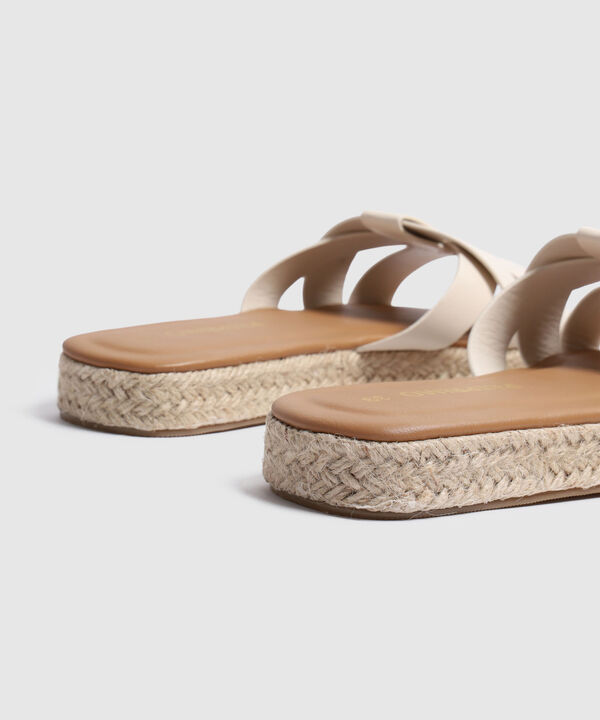 Sandalias planas 