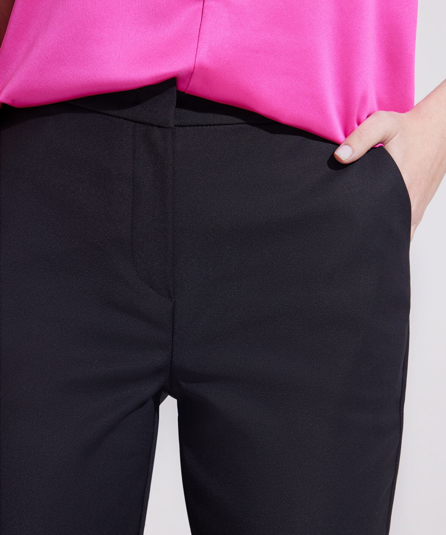 Pantalón Clásico Unicolor