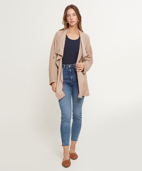 Chaqueta Unicolor Con Charretera