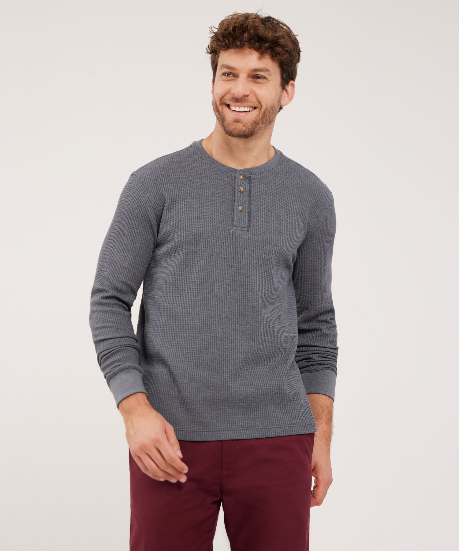 Camiseta Manga Larga Unicolor Cuello Henley