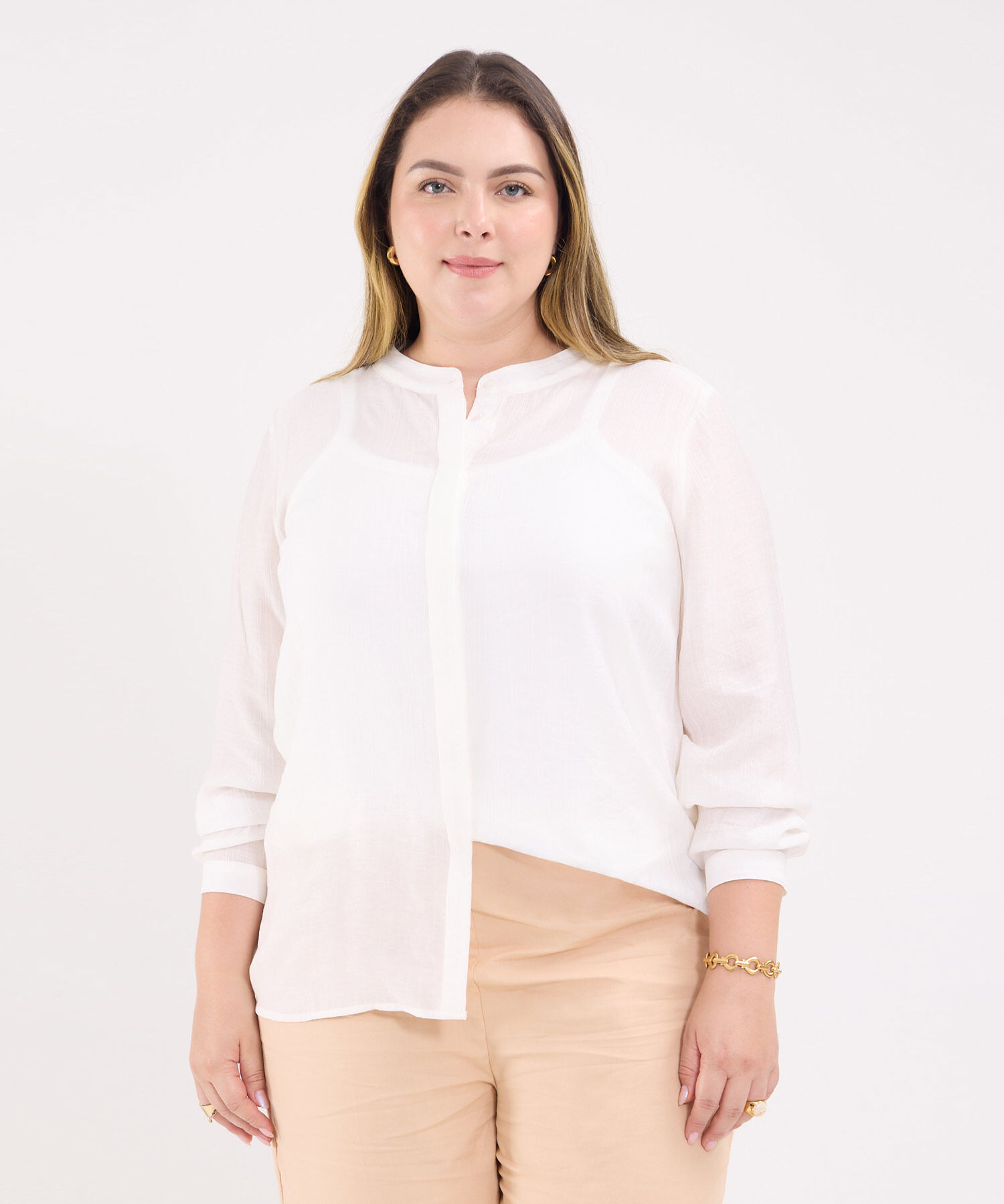 Blusa Texturizada Cuello Mao