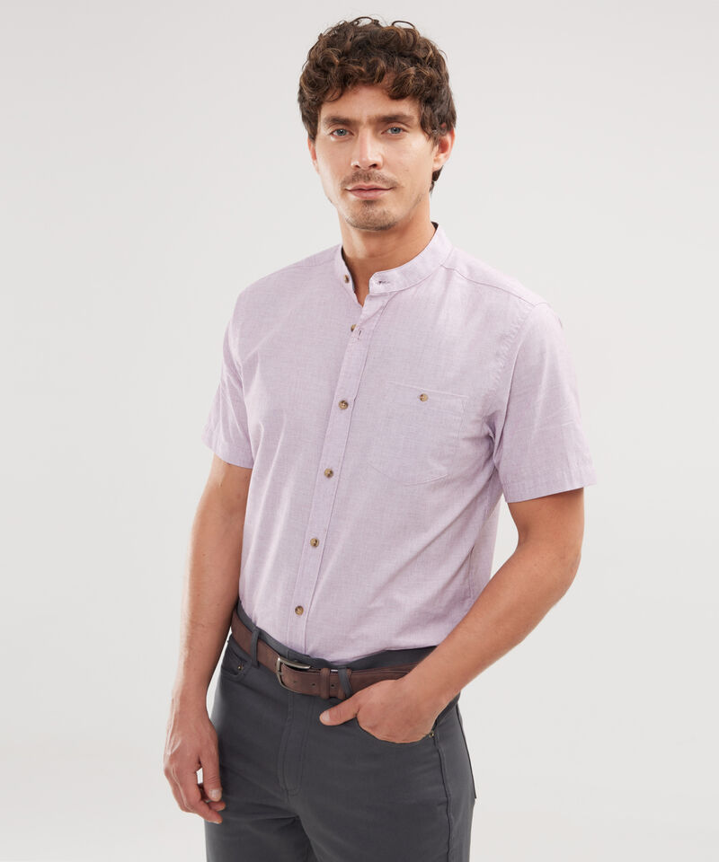 Camisa Preteñida Cuello Neru, Manga Corta Con Bolsillo Y Silueta Slim Fit