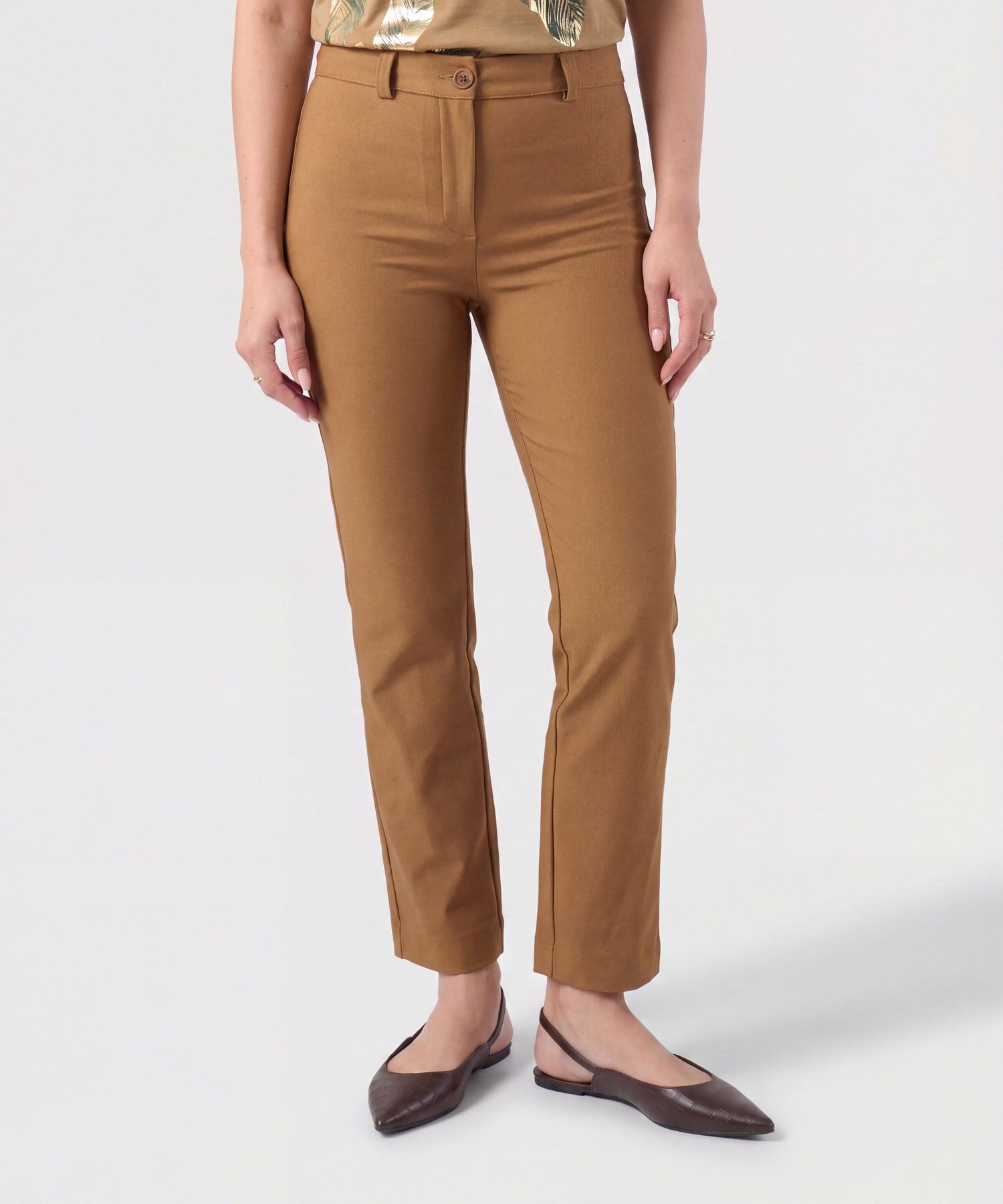 Pantalon clasico unicolor 