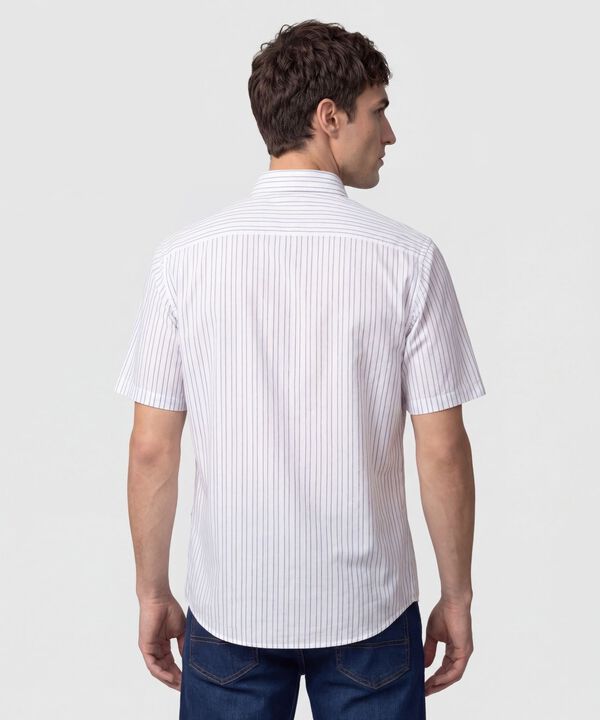 Camisa Manga Corta Y Cuello Button Down Hombre