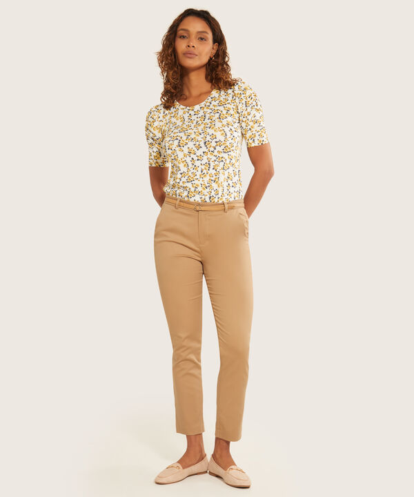Pantalon Básico Bolsillo Diagonal Bota Entubada Unicolor