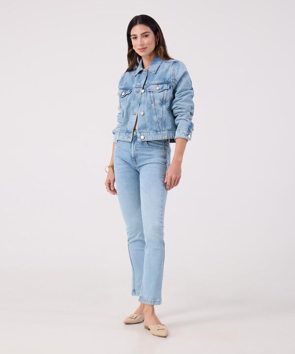 Jeans Slim Tono Azul Claro  image number null