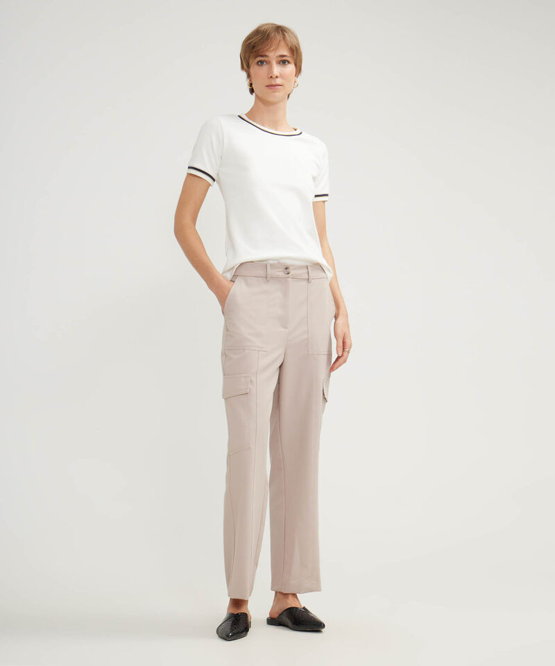 Pantalón Tipo Cargo Recto Unicolor