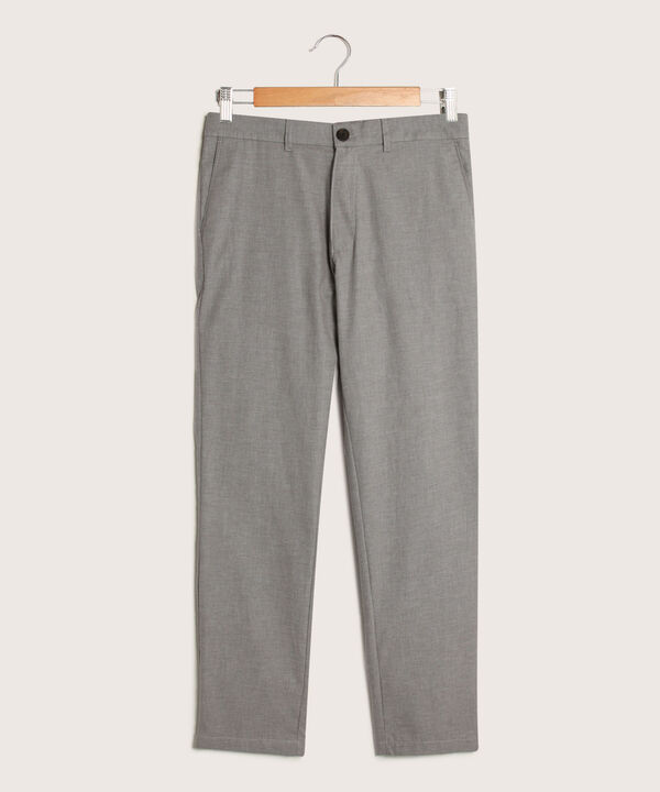 Pantalon Chino Con Detalle En Pretina
