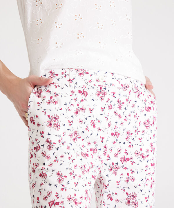 Pantalón Capri Estampado image number null