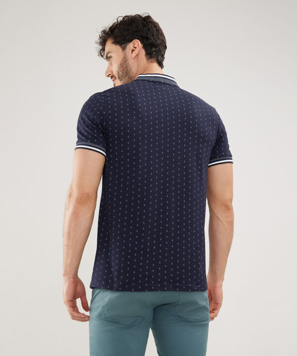 Polo Cuello Mao Tejido, Silueta Slim Fit