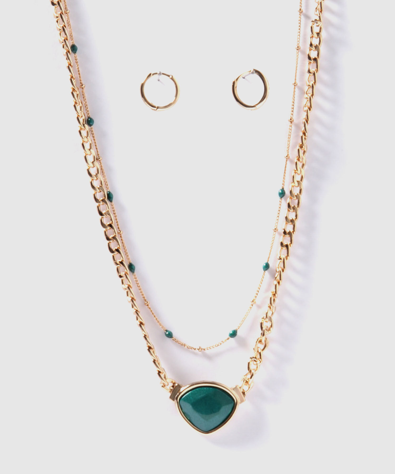 Set De Collar Y Aretes