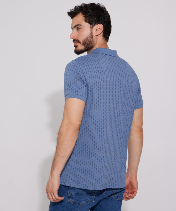 Polo Estampada, Cuello Y Puños Tejidos Con Bolsillo, Silueta Regular Fit