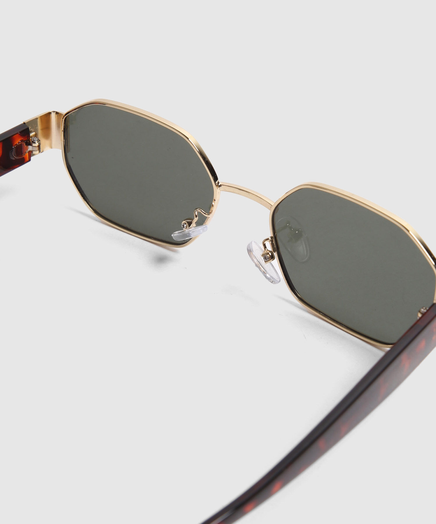 Gafas De Sol Con Diseño Geometrico 
