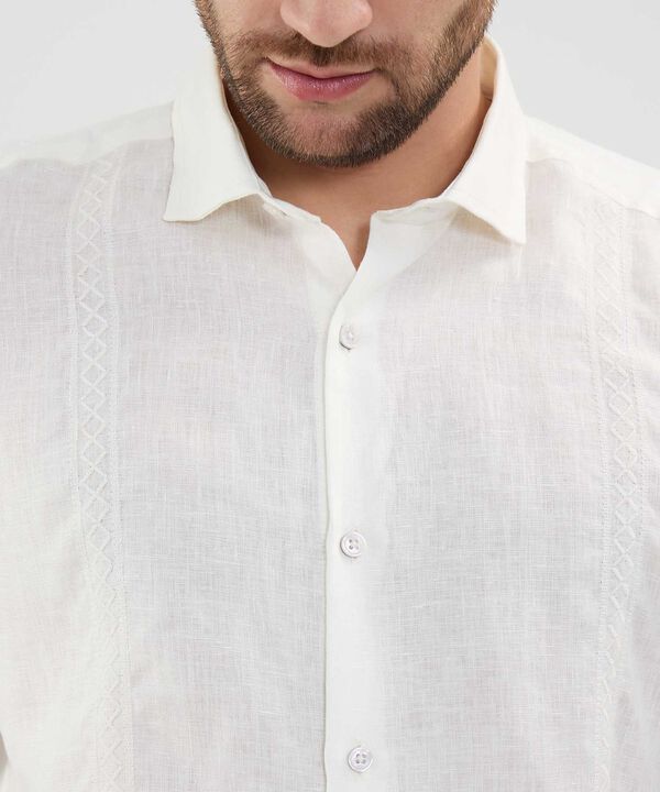 Guayabera en Lino image number null