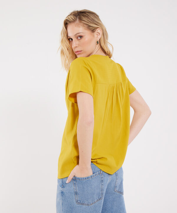 Blusa Recogido En Hombro Y Corte Espalda