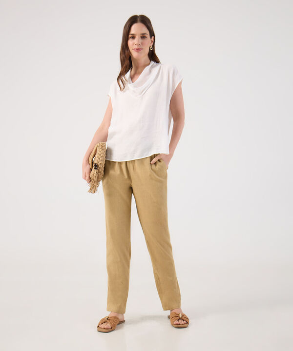 Blusa Unicolor Con Detalle En Cuello  image number null