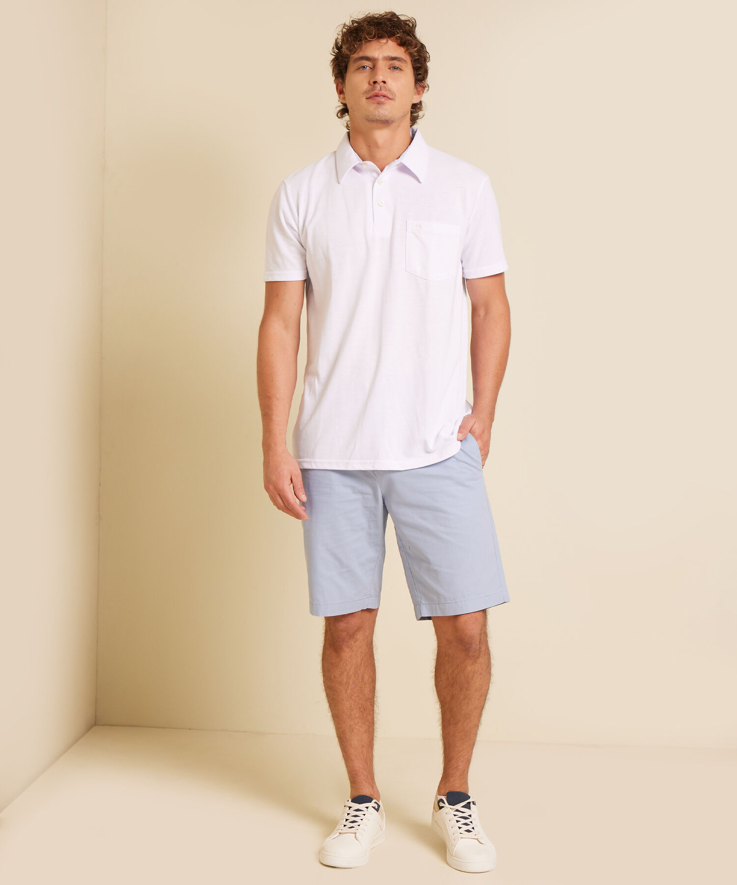 Bermuda Para Hombre Corta Unicolor Con Bolsillo Trasero